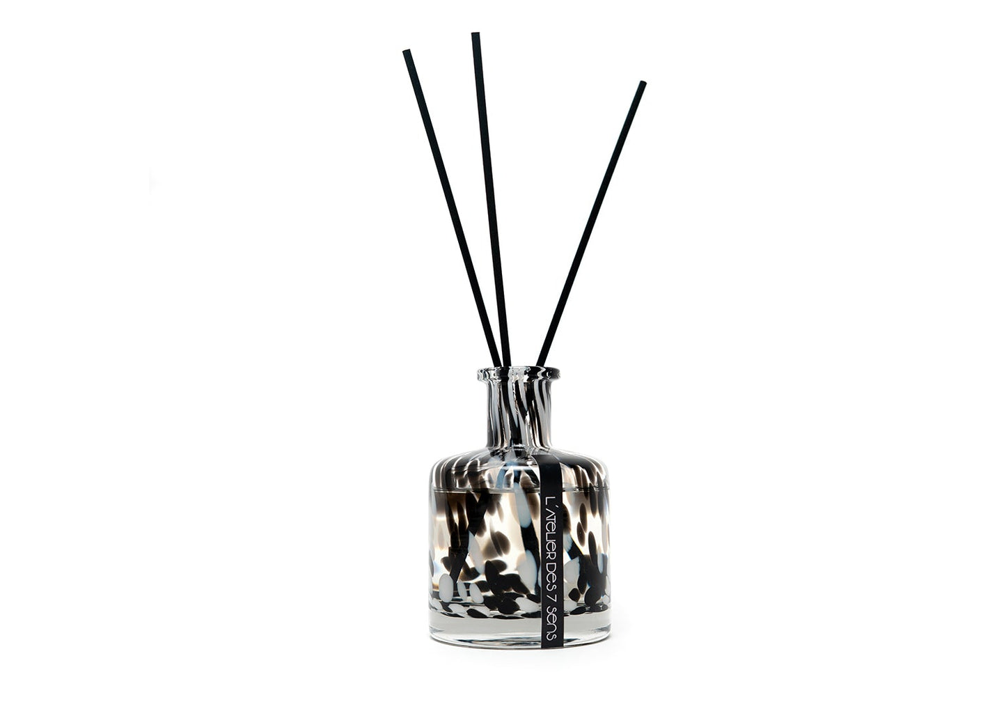 Black rose reed diffuser